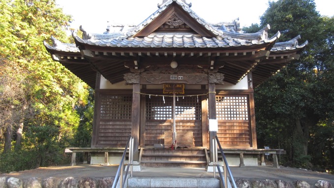 高負彦根神社